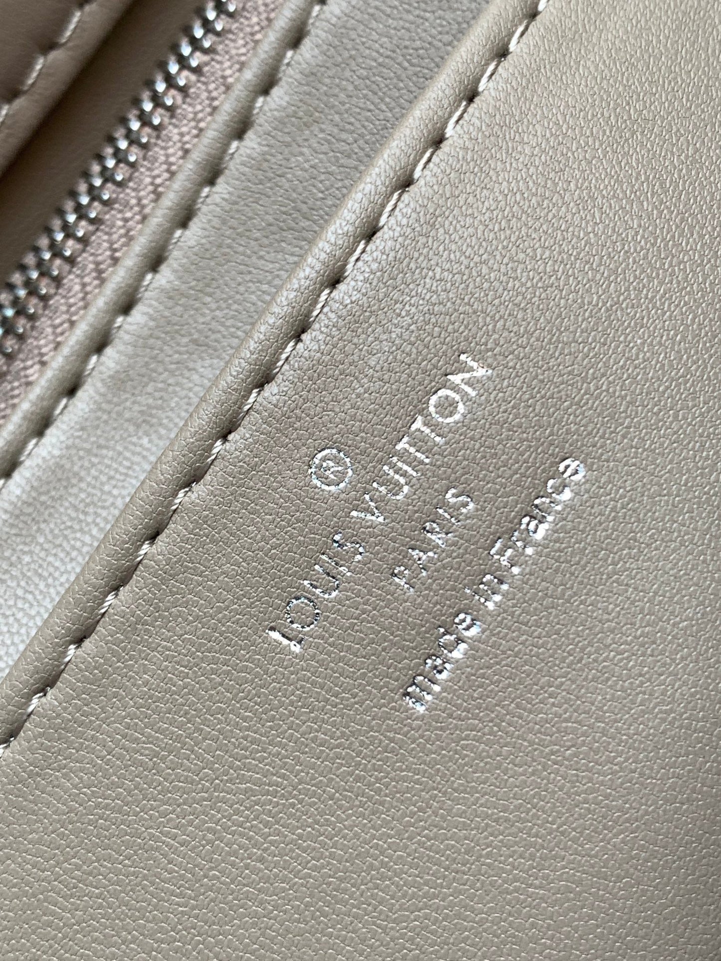 LV GO-14 MM 23cm Taupe Gray Lambskin Metal HW mysite