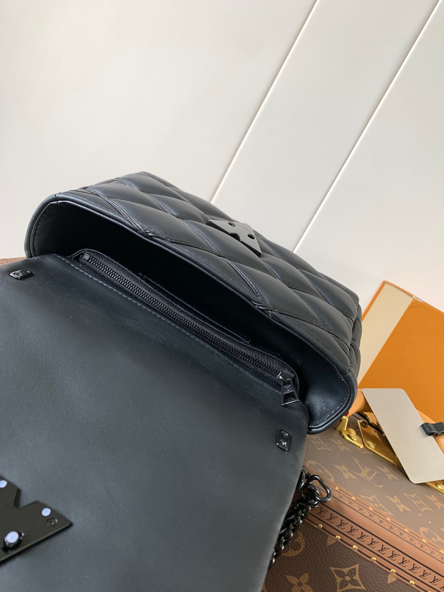 LV GO-14 MM 23cm Black Lambskin Black Metal HW mysite