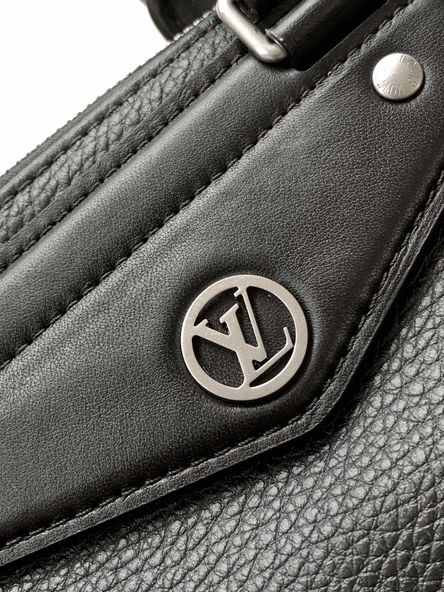 LV Nano LV Biker 38cm Black Sheepskin & Cowhide Metal mysite