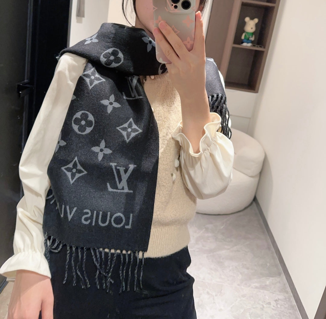 ALL ABOUT MONOGRAM SCARF 185 CM IN BLACK WOOL 394497 mysite