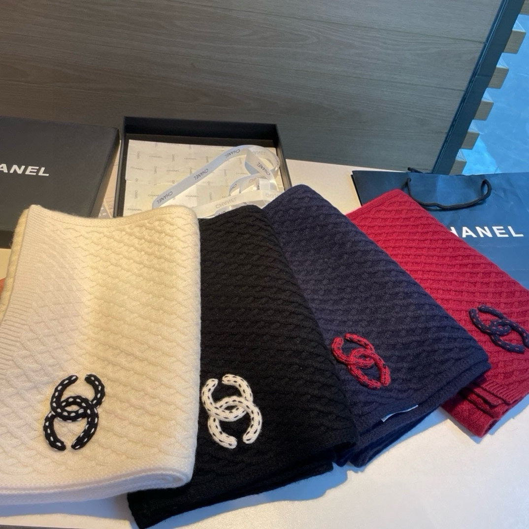 SCARF 170 CM IN BLACK CASHMERE WITH WHITE LOGO 401989 mysite