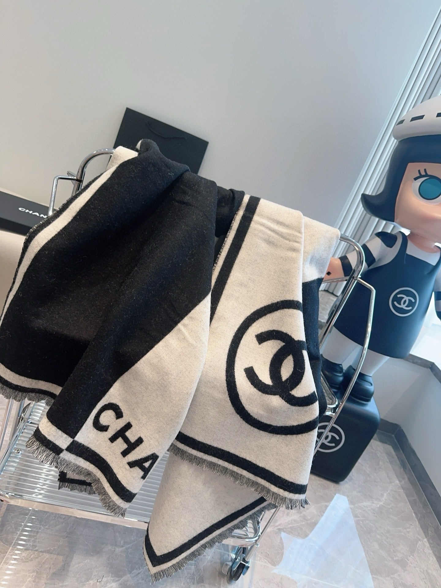 SCARF 190 CM IN BLACK MIX WHITE CASHMERE AND WOOL 401998 mysite