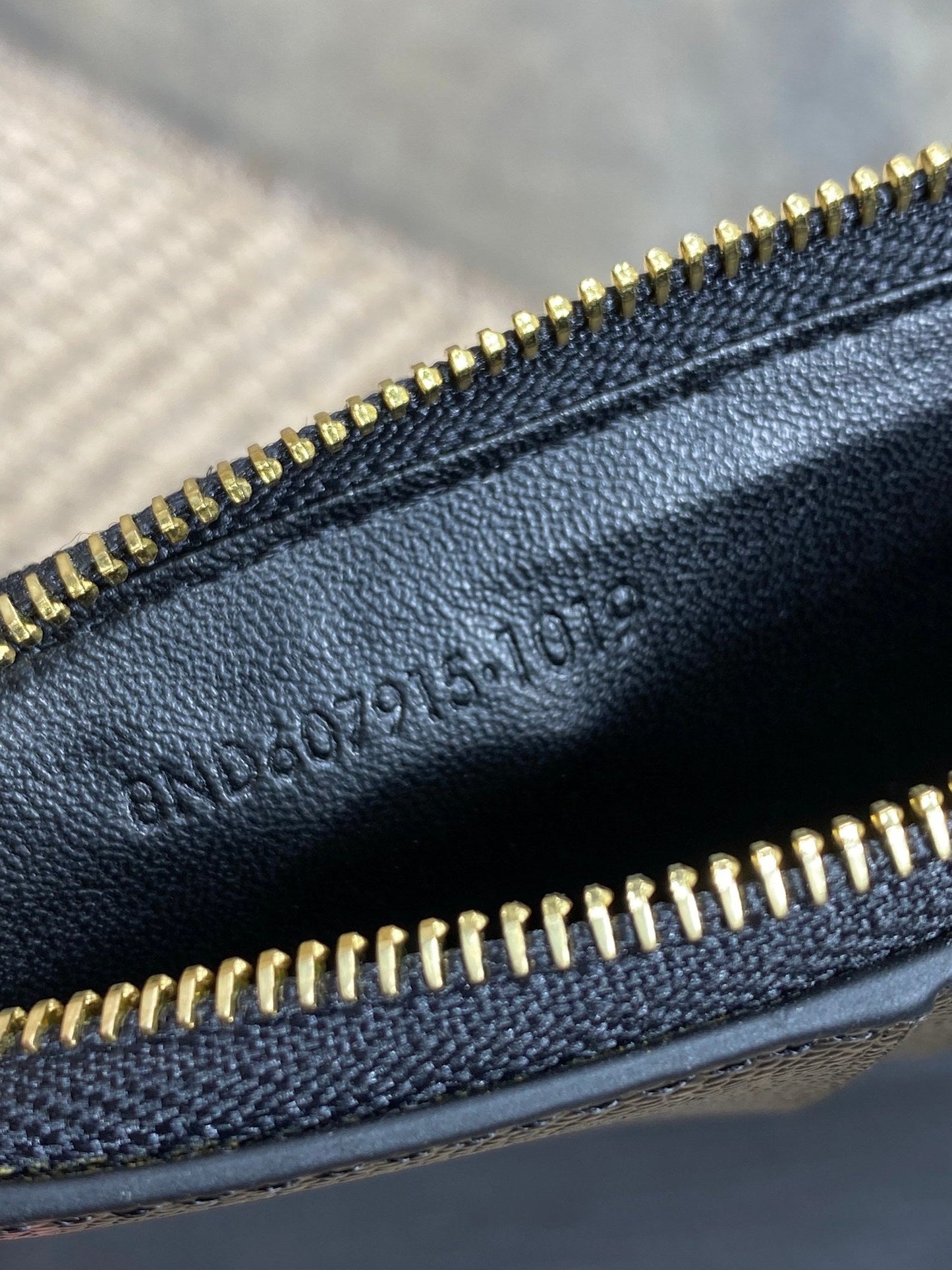 YSL Zip Coin Case With Card Black Caviar Cowhide GHW mysite