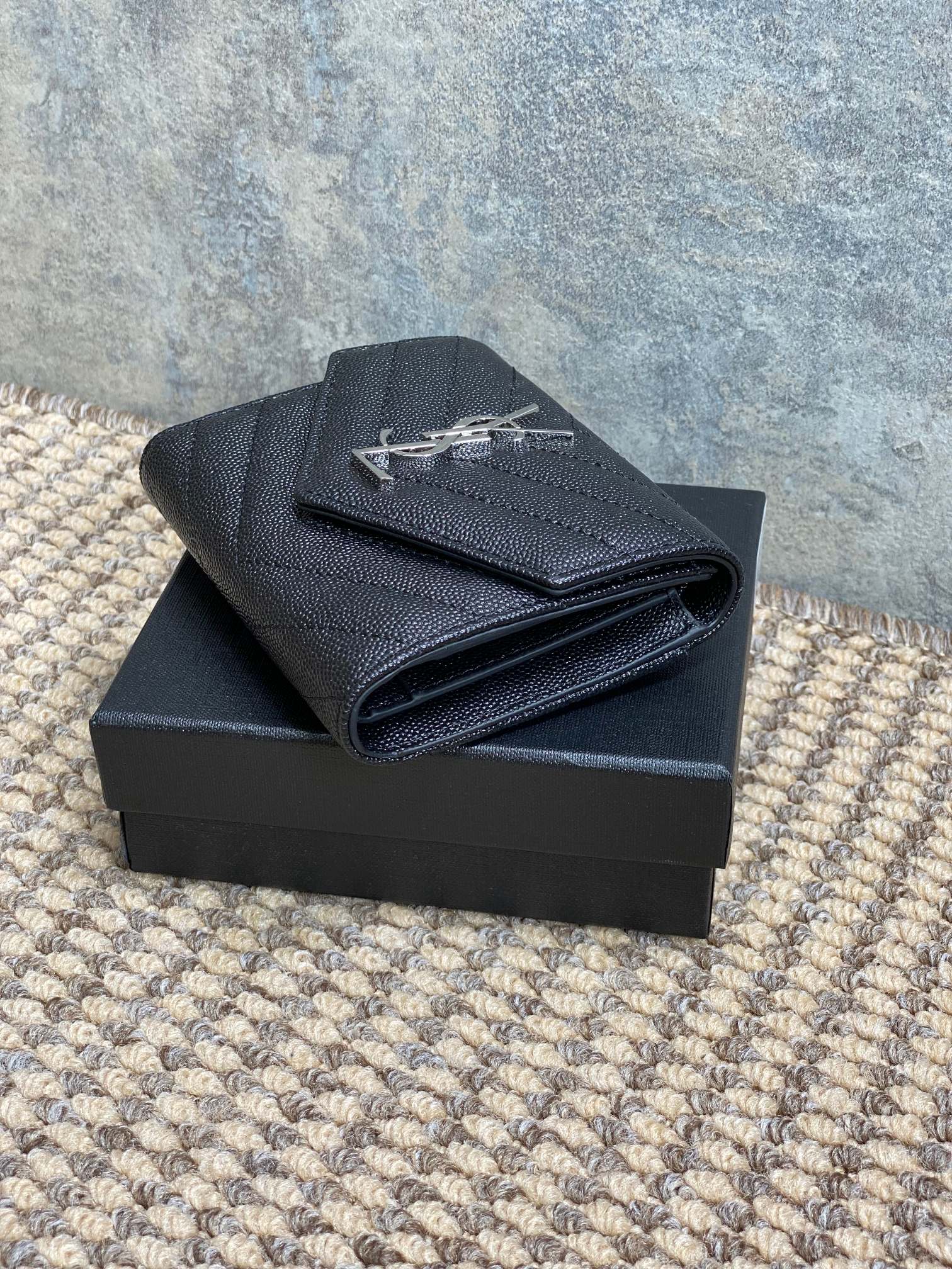 YSL Compact Flap Cassendre Wallet 10cm Black Leather Sliver HW mysite