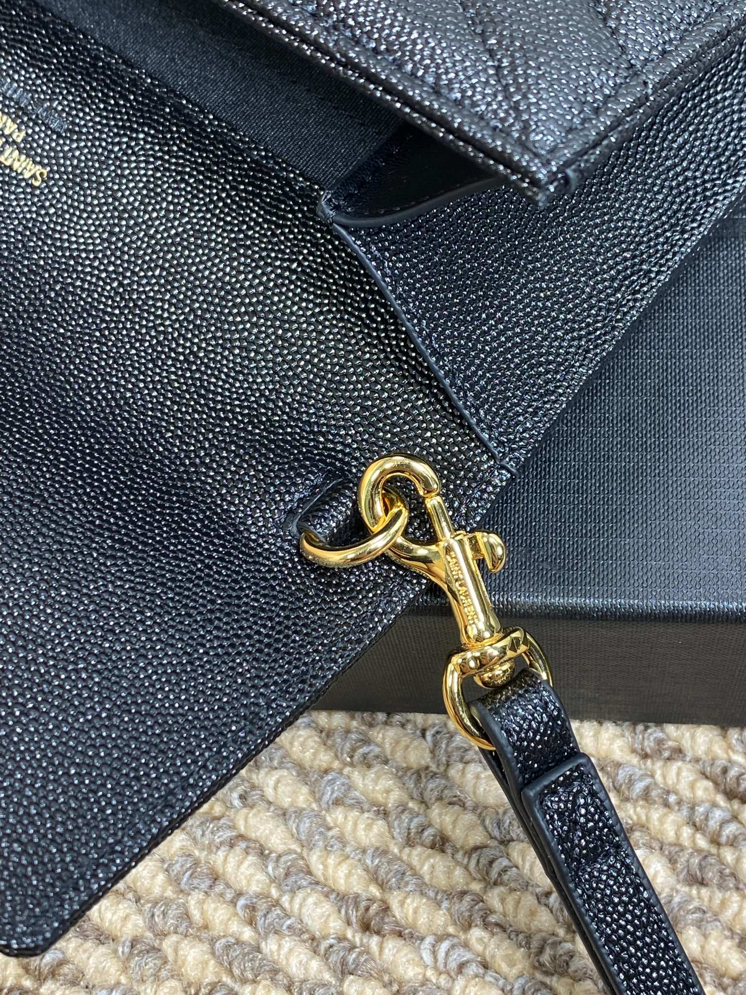 YSL Gold Hardware Logo Clutch 21cm Black Caviar Cowhide mysite