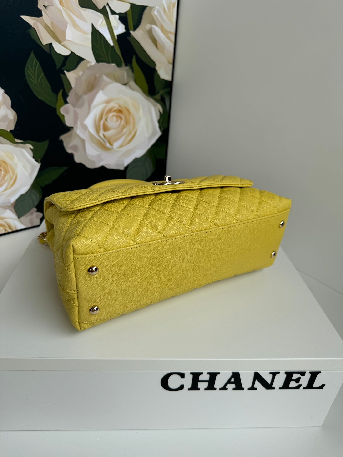 coco handle medium 29cm yellow quilted caviar leather gold hardware mysite