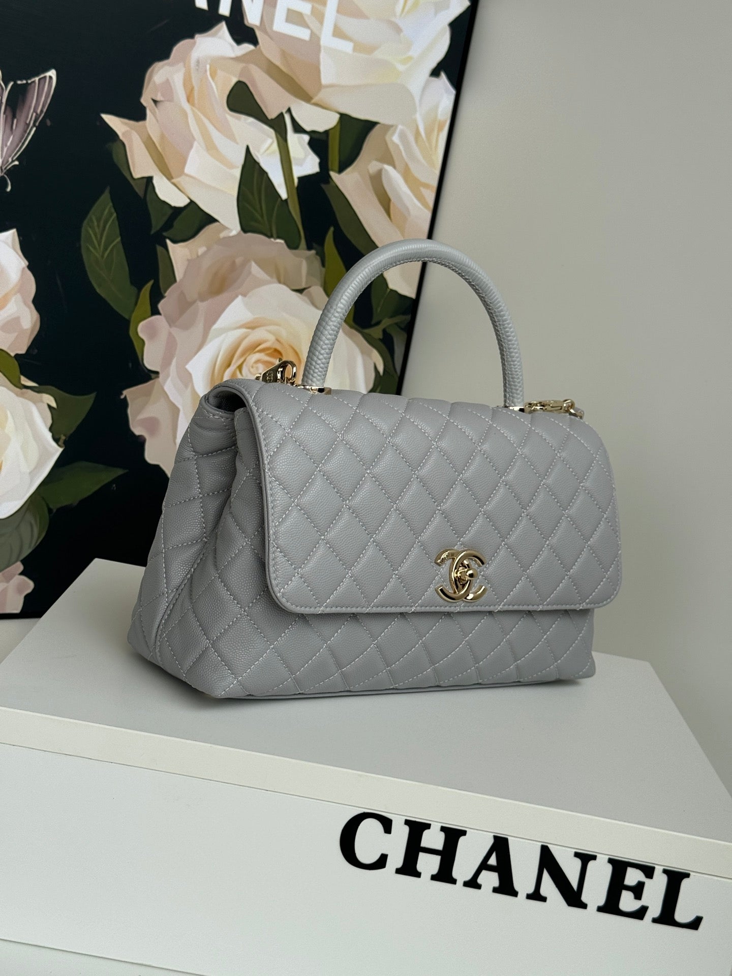 coco handle medium 29cm grey quilted caviar leather gold hardware mysite