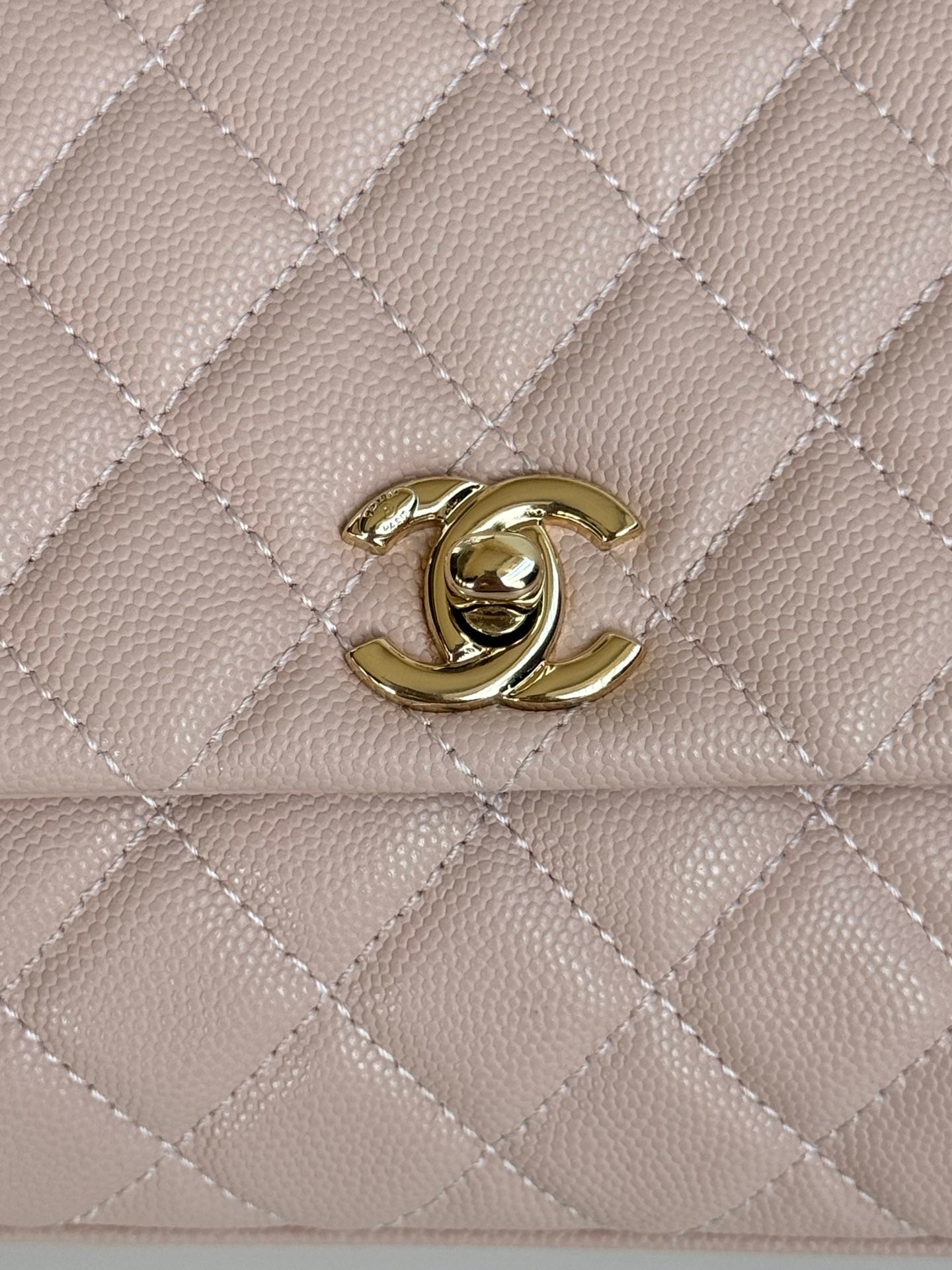 coco handle flap bag 24cm pastel pink quilted caviar leather mysite