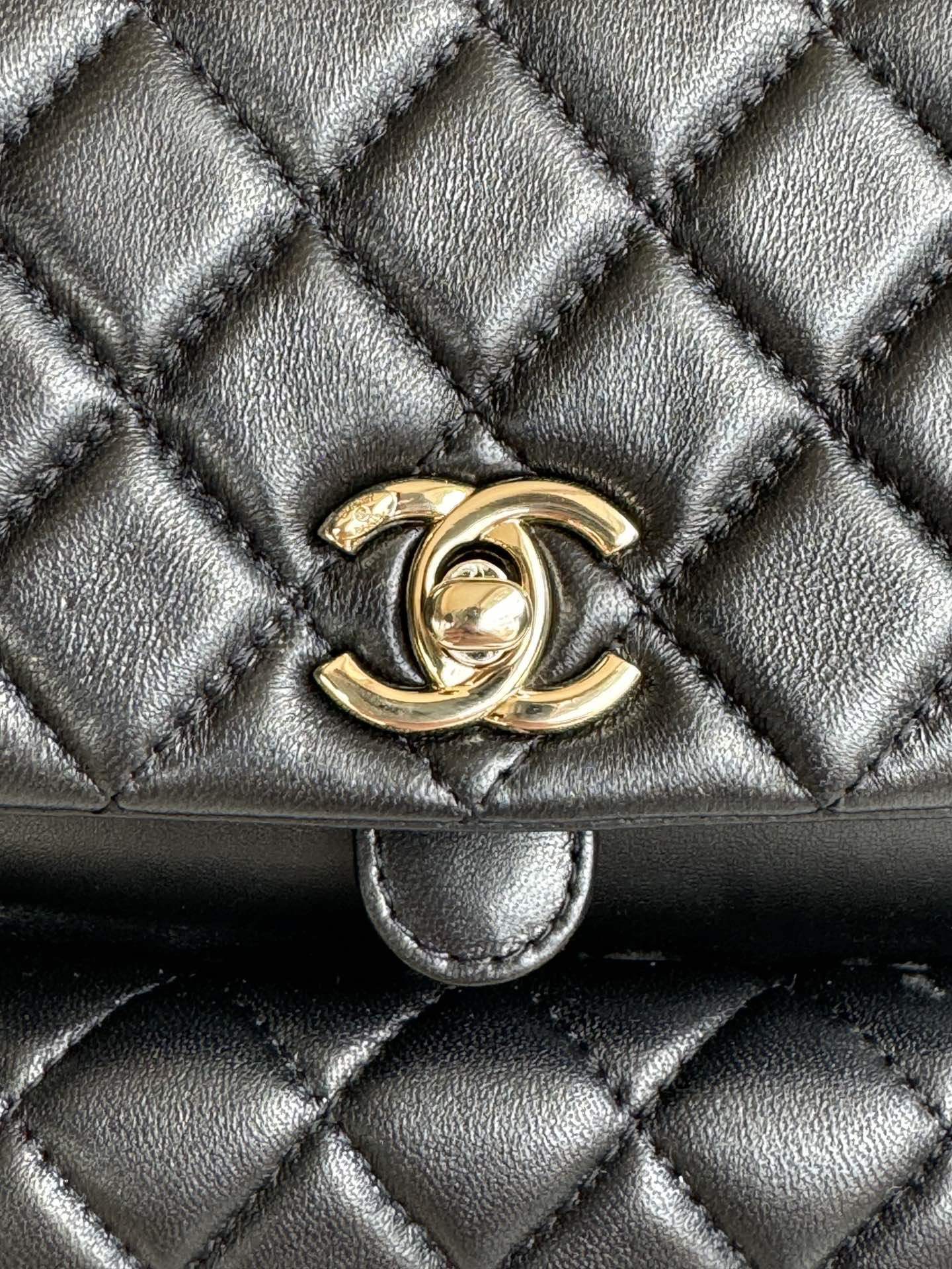 duma backpack 22cm black lambskin light gold hardware mysite
