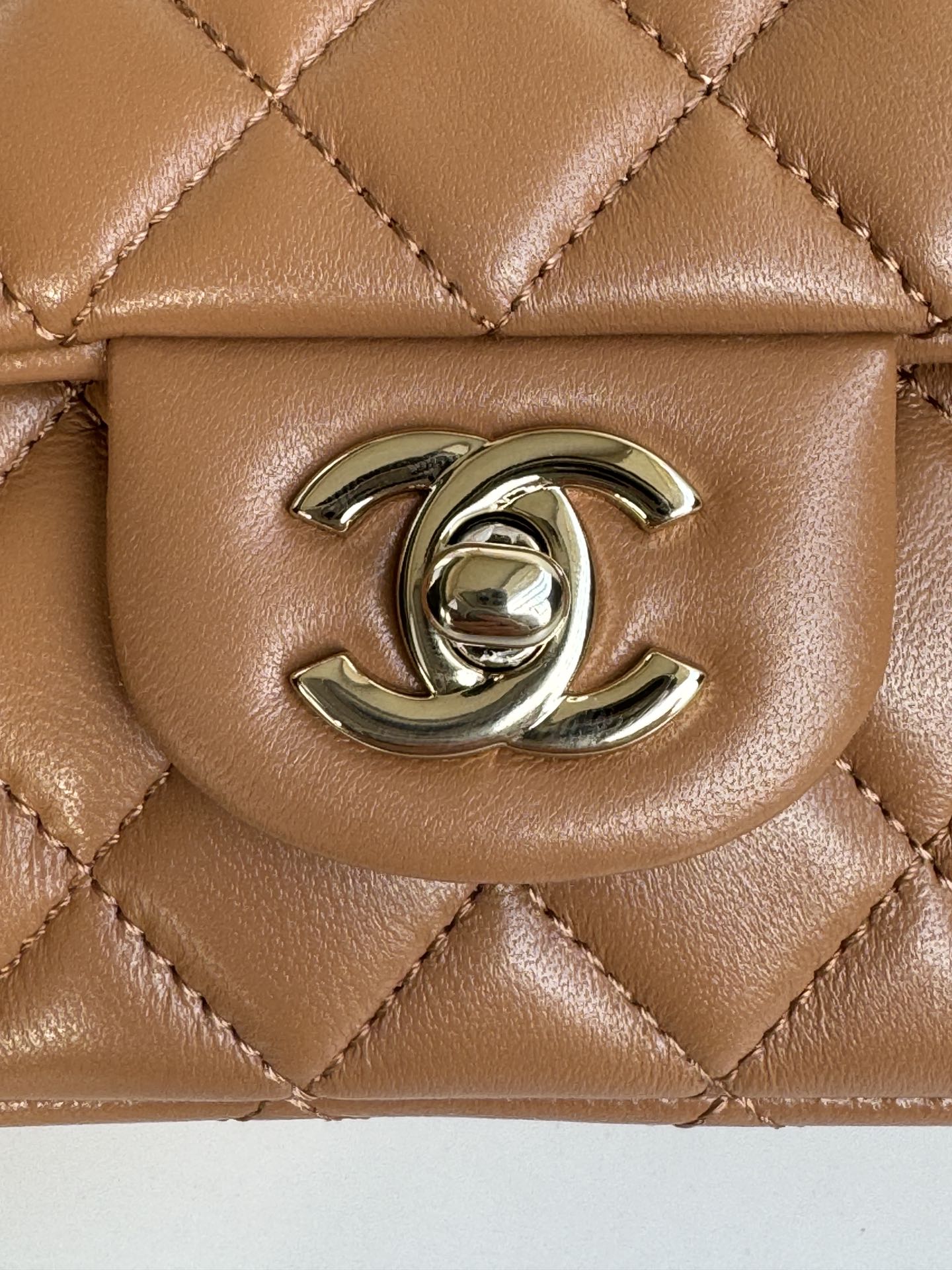 FLAP BAG 20 IN BRONZE BROWN LAMBSKIN WITH HANDLE mysite