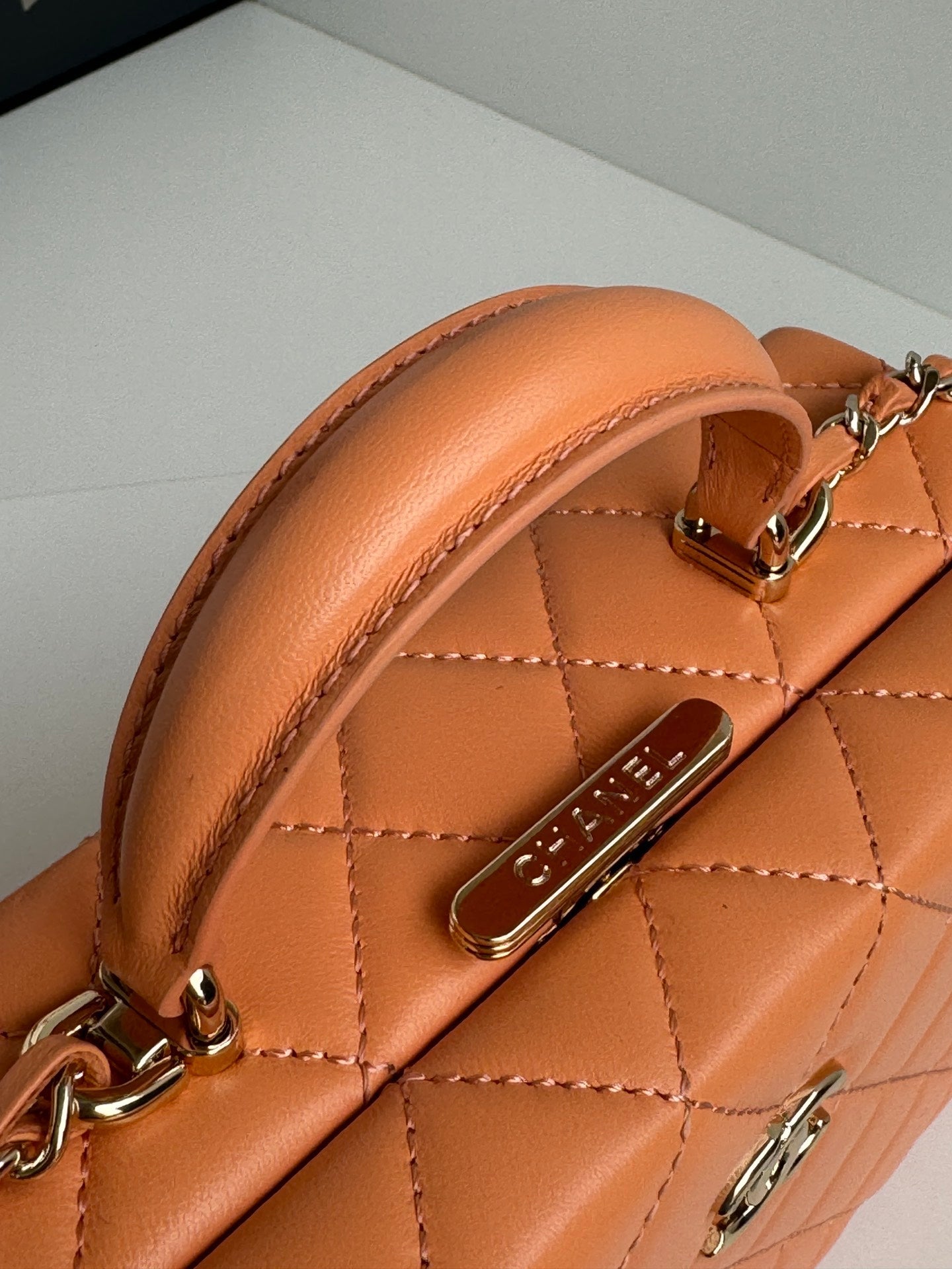 SMALL BOX BAG 18 IN CARROT LAMBSKIN GOLD HARDWARE mysite