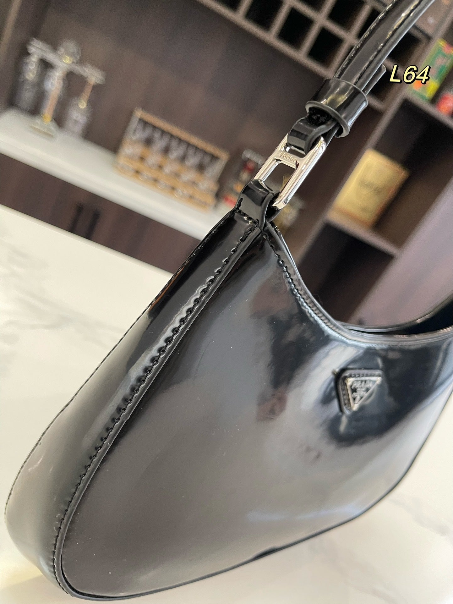 PRA 30 CLEO SHOULDER BAG IN BLACK BRUSHED LEATHER mysite