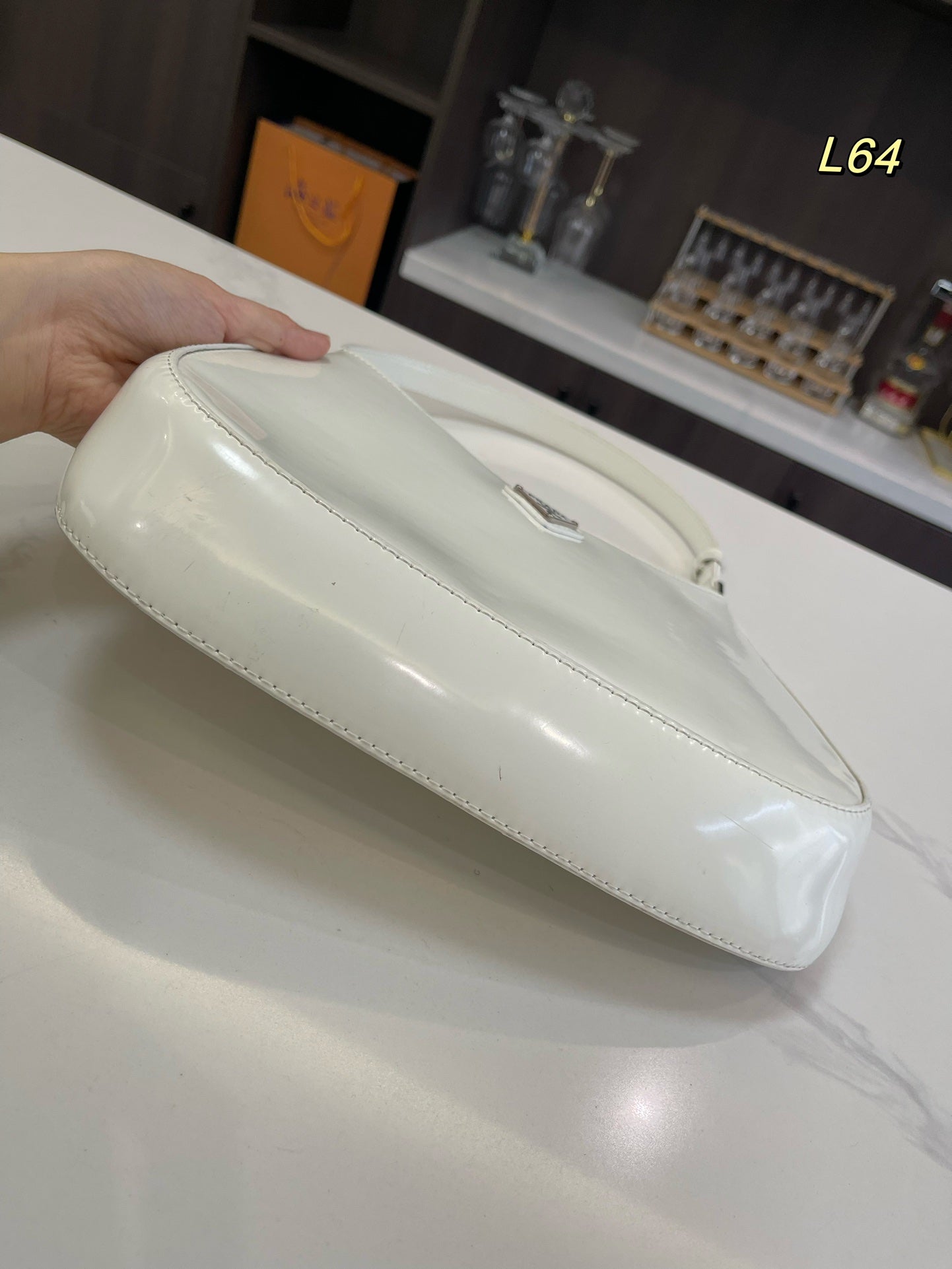 PRA 30 CLEO SHOULDER BAG IN WHITE BRUSHED LEATHER mysite