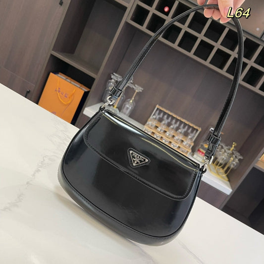 PRA 25 CLEO FLAP SHOULDER BAG IN BLACK BRUSHED LEATHER mysite