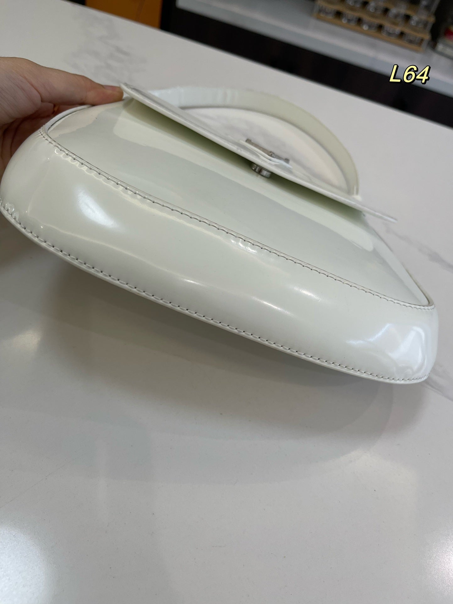 PRA 25 CLEO FLAP SHOULDER BAG IN WHITE BRUSHED LEATHER mysite