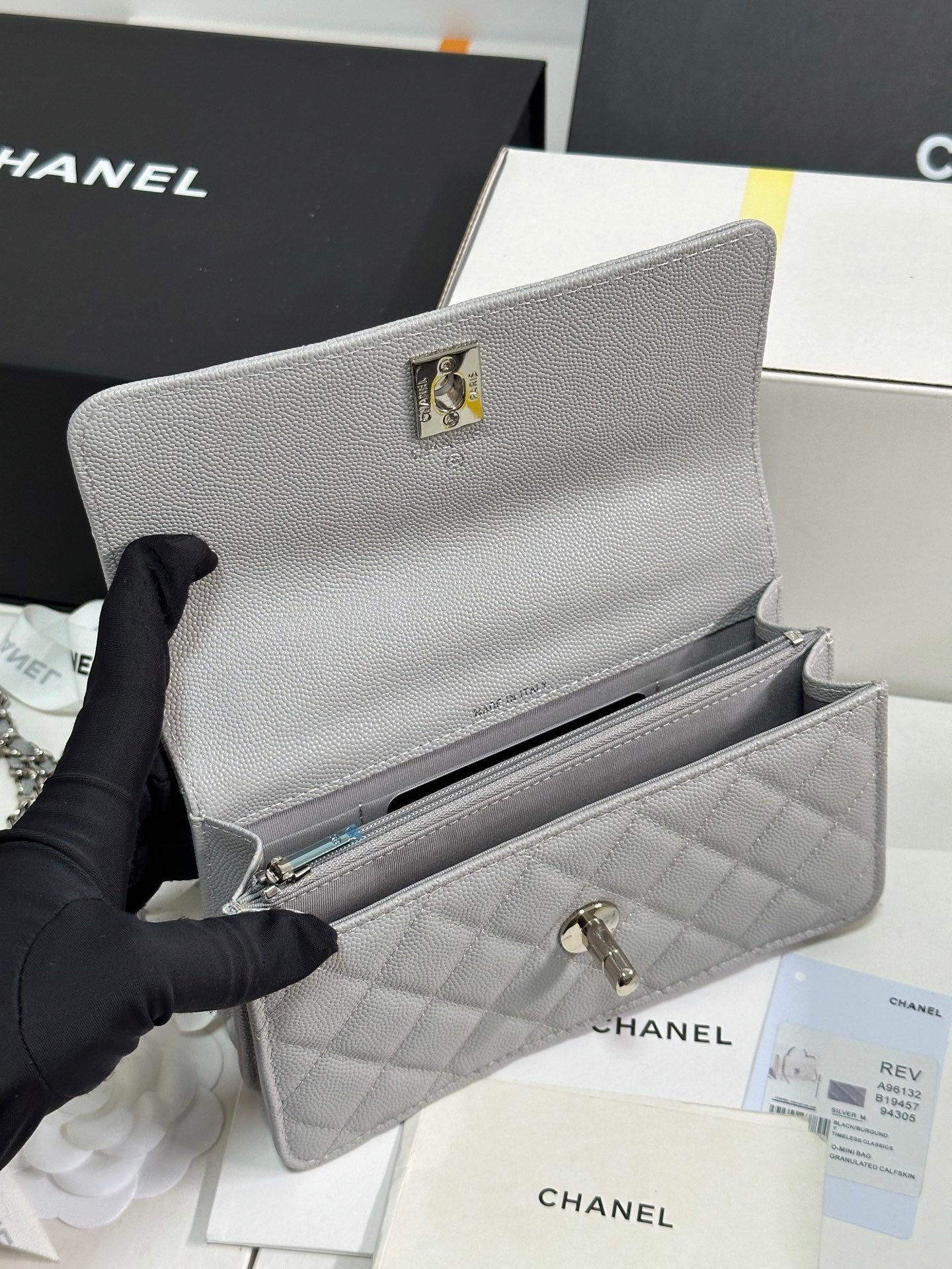 CC 25P Wallet Woc Handle 17cm Light Gray Leather Silver Hardware 243436 mysite