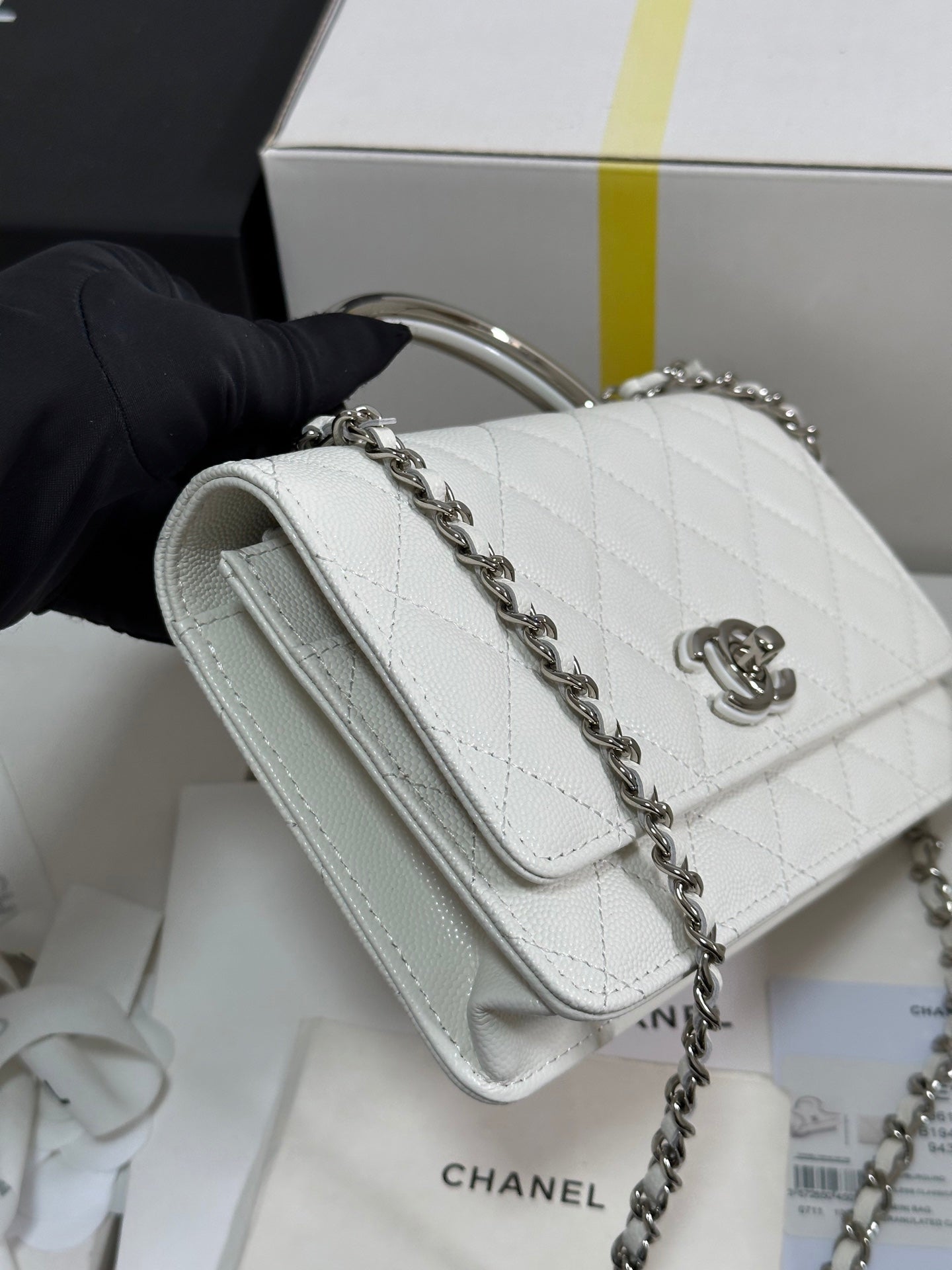 CC 25P Wallet Woc Handle 19cm White Leather Silver Hardware 243451 mysite