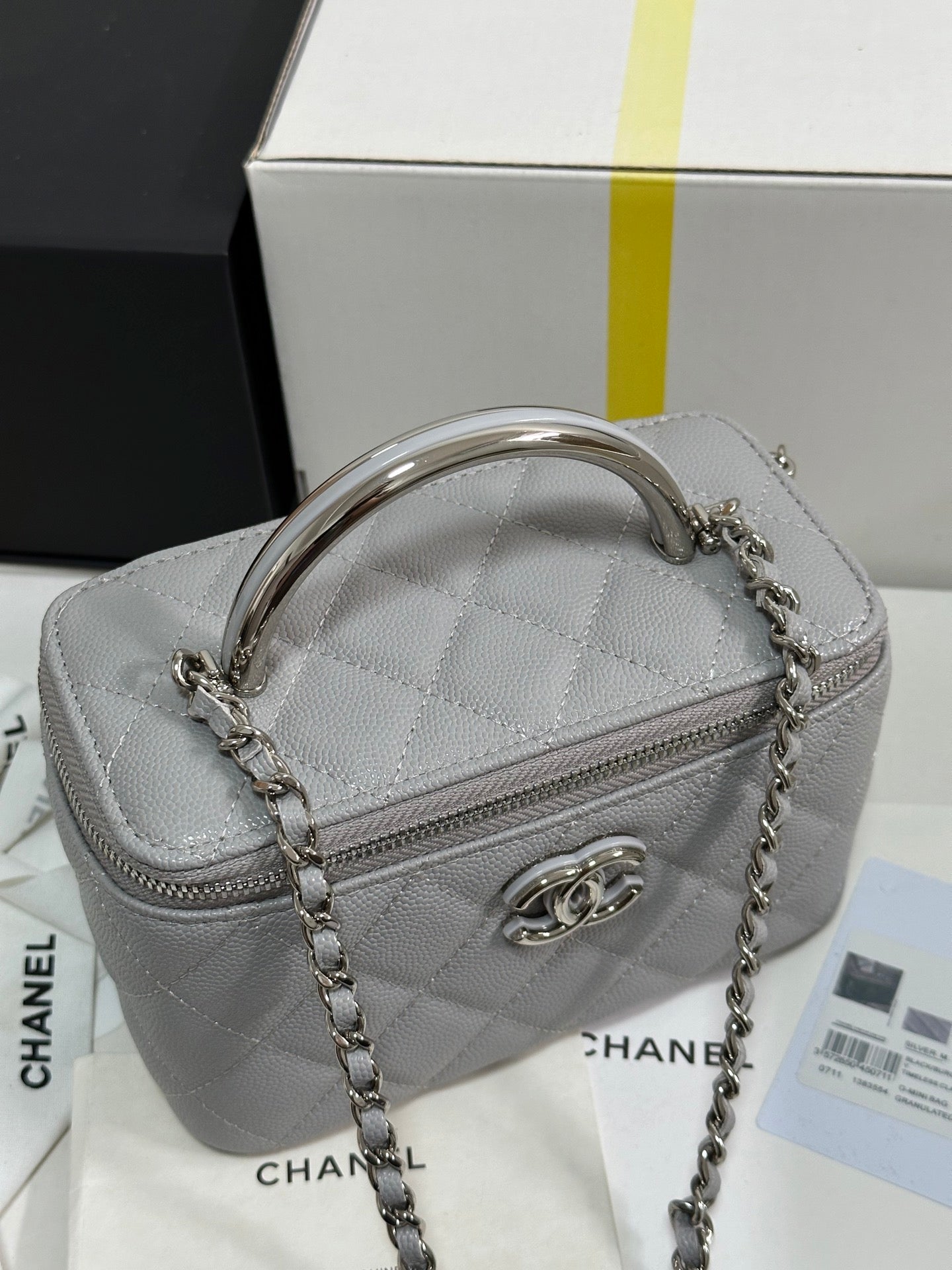 CC 25P Vanity Case 17cm Light Gray Leather Silver Hardware 243466 mysite