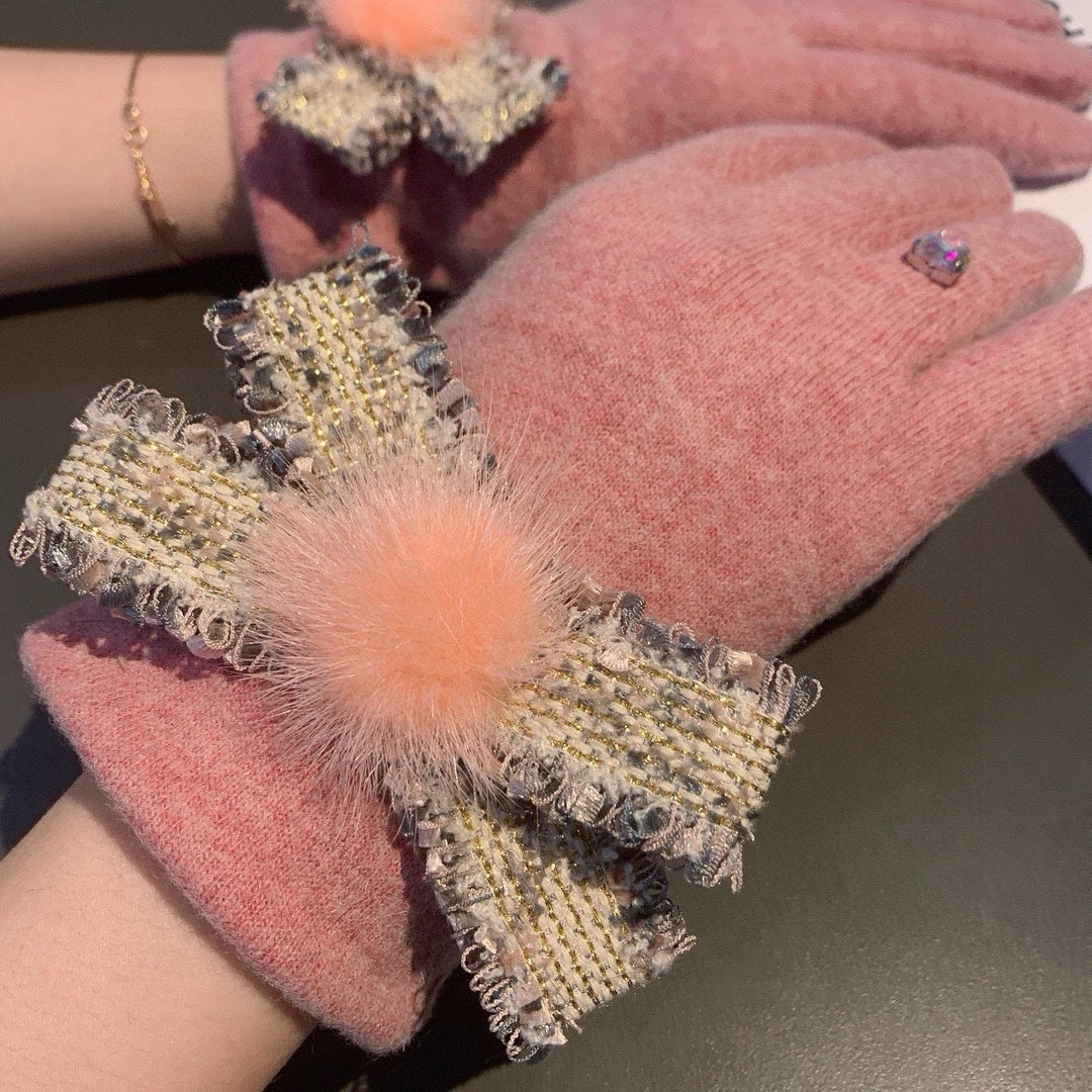 GLOVES IN FLAMINGO PINK WOOL 420537 mysite