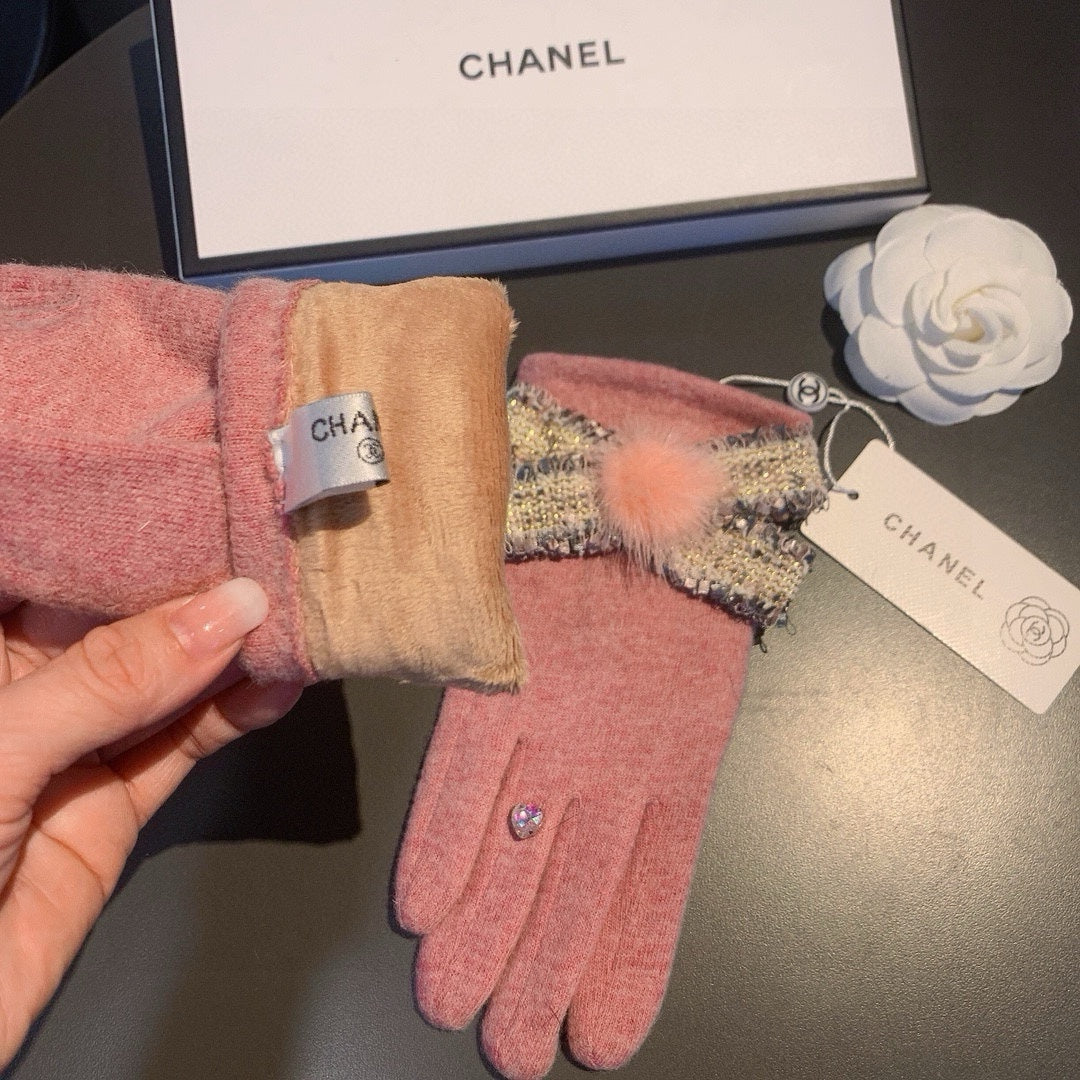 GLOVES IN FLAMINGO PINK WOOL 420537 mysite