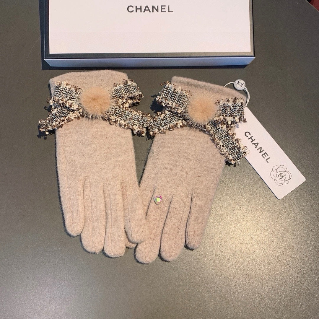 GLOVES IN PALE BROWN WOOL 420538 mysite
