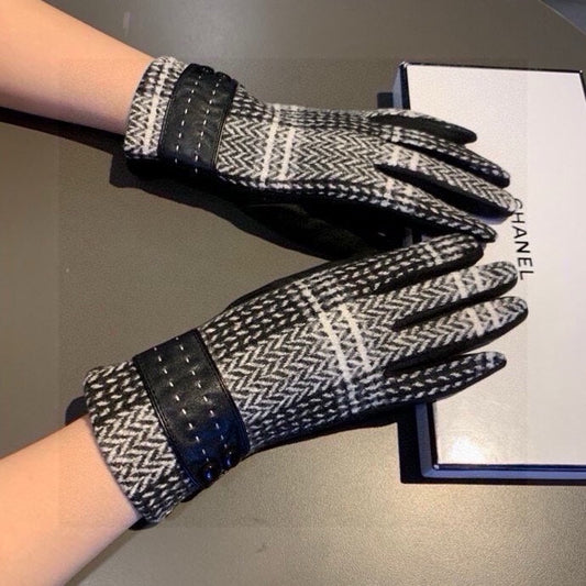 GLOVES IN BLACK MIX WHITE WOOL 429245 mysite