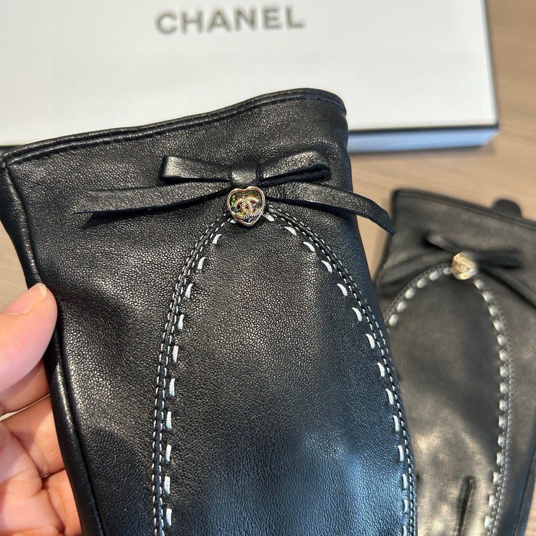 GLOVES IN BLACK LAMBSKIN 456336 mysite