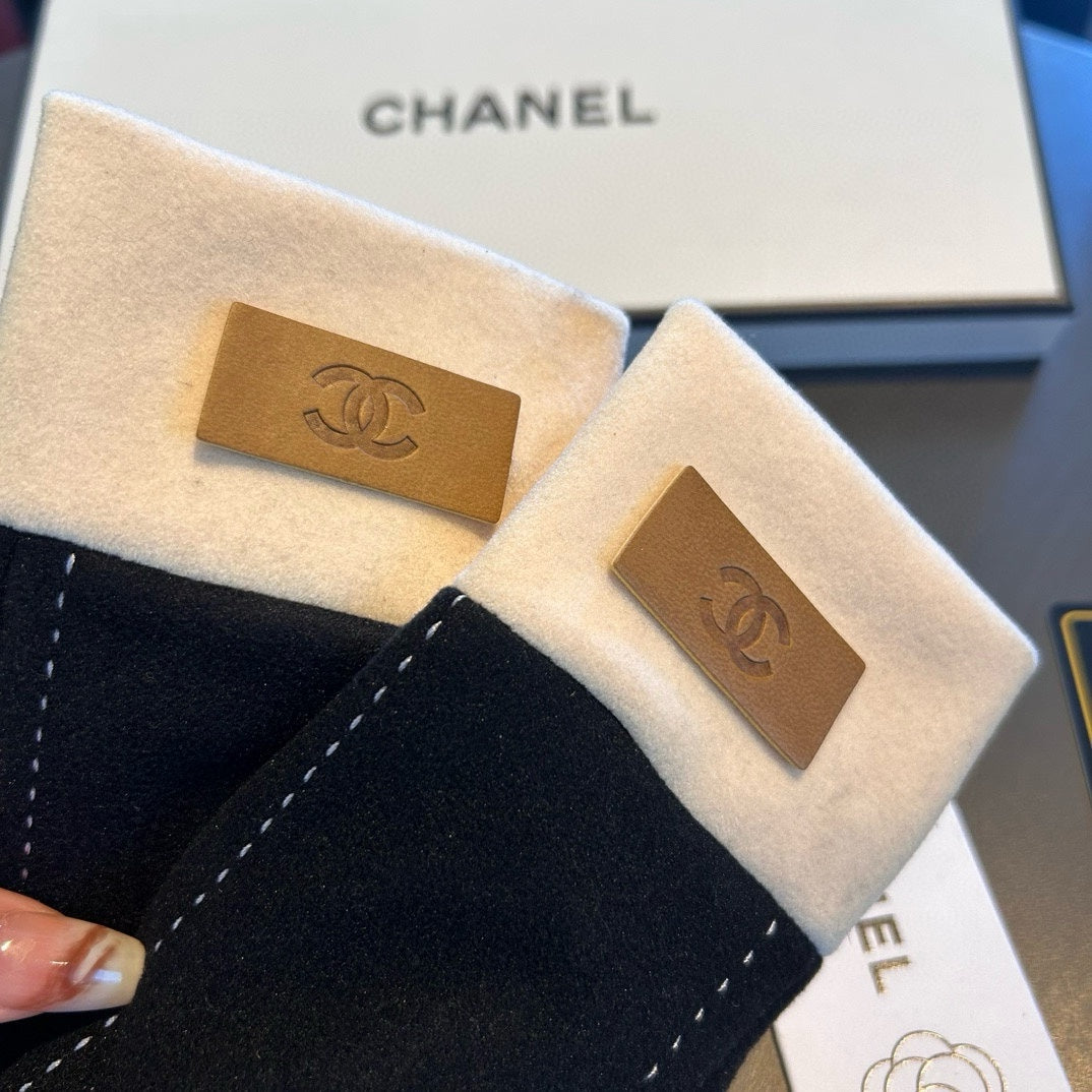 GLOVES IN BLACK WOOL 462254 mysite