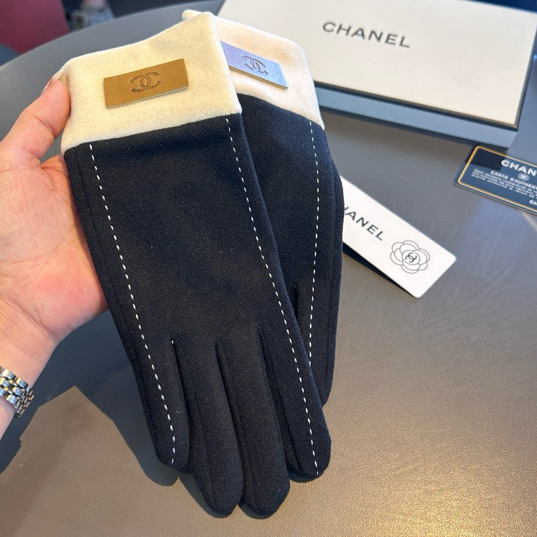 GLOVES IN BLACK WOOL 462254 mysite