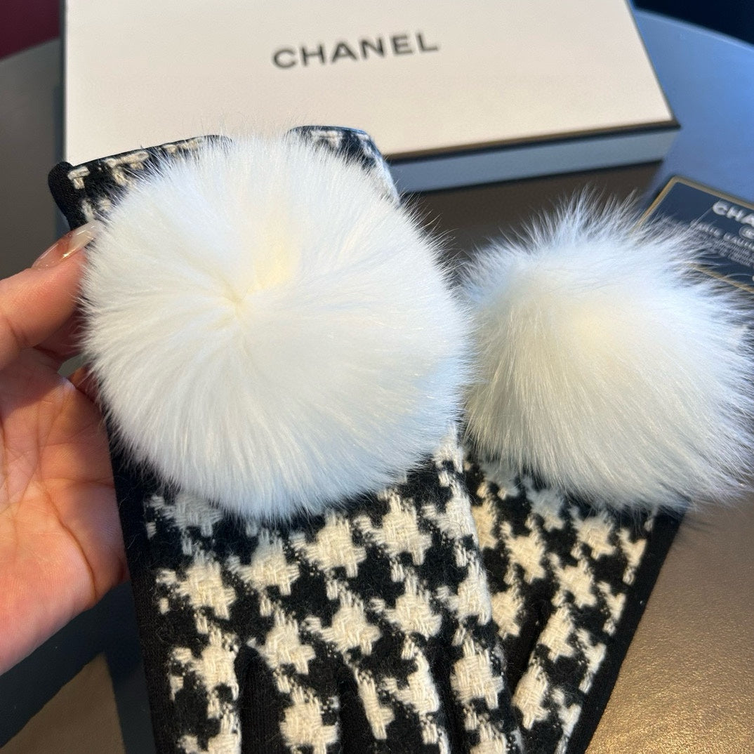 GLOVES IN BLACK MIX WHITE WOOL 462258 mysite