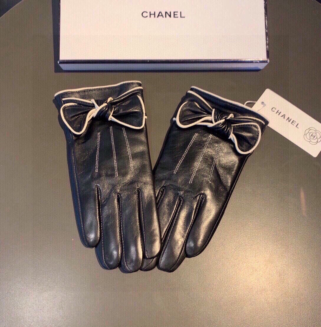 GLOVES IN BLACK LAMBSKIN 462262 mysite
