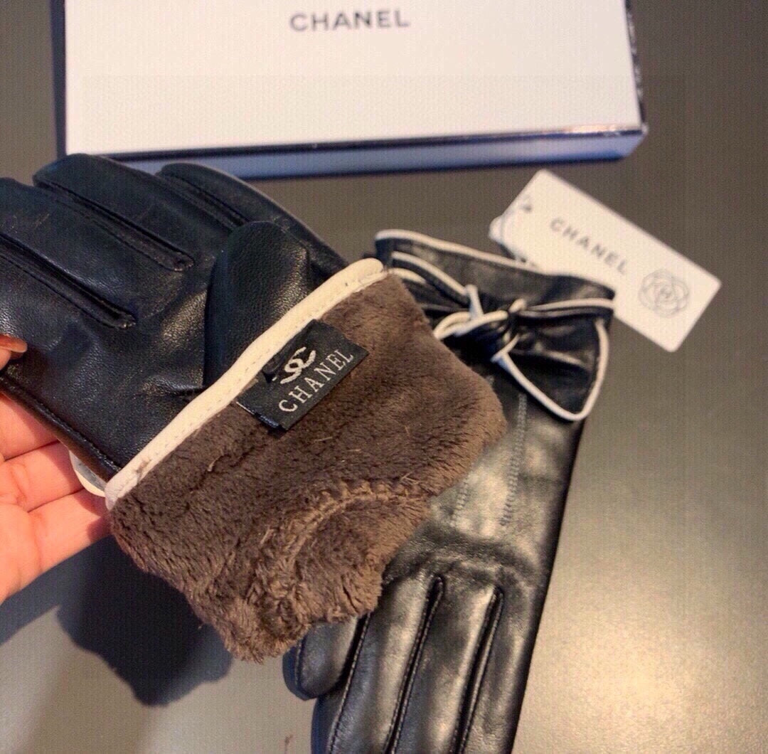 GLOVES IN BLACK LAMBSKIN 462262 mysite