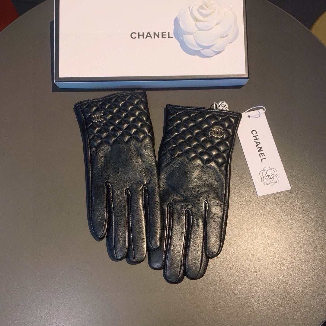 GLOVES IN BLACK LAMBSKIN WITH GOLD LOGO 462263 mysite