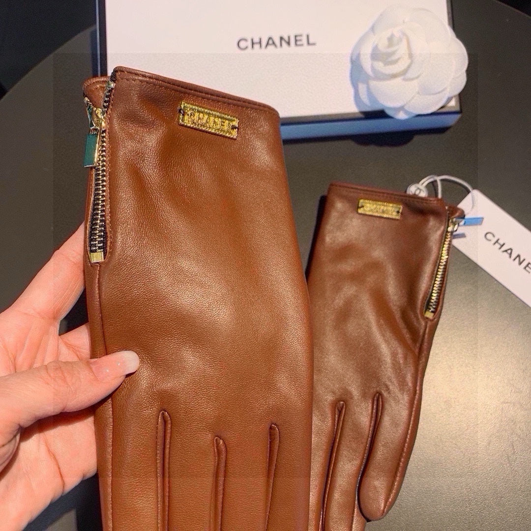 TOUCHSCREEN GLOVES IN BRONZE BROWN LAMBSKIN WITH GOLD LOGO 462270 mysite
