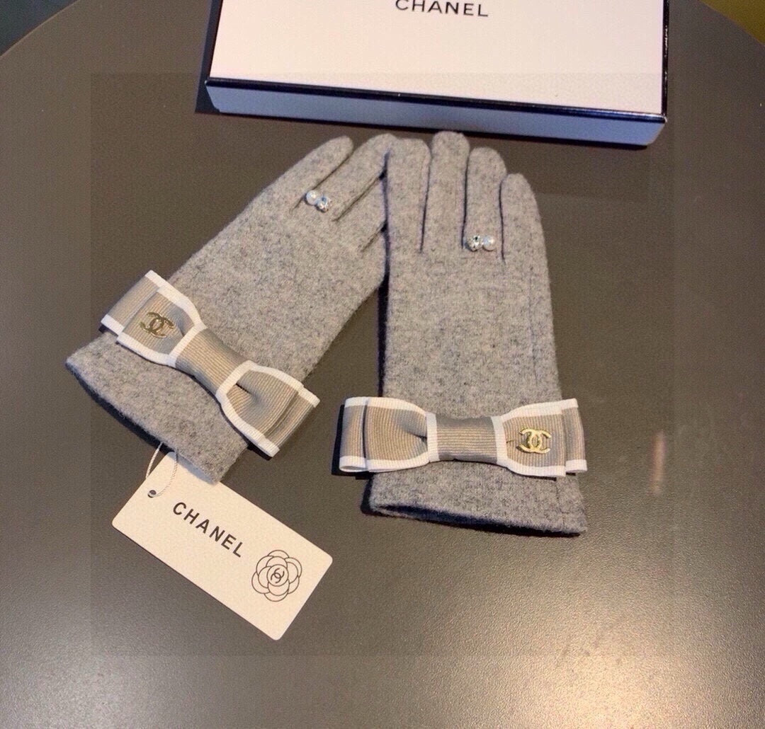 CC GLOVES IN PALE GRAY WOOL WITH BOW 463856 mysite