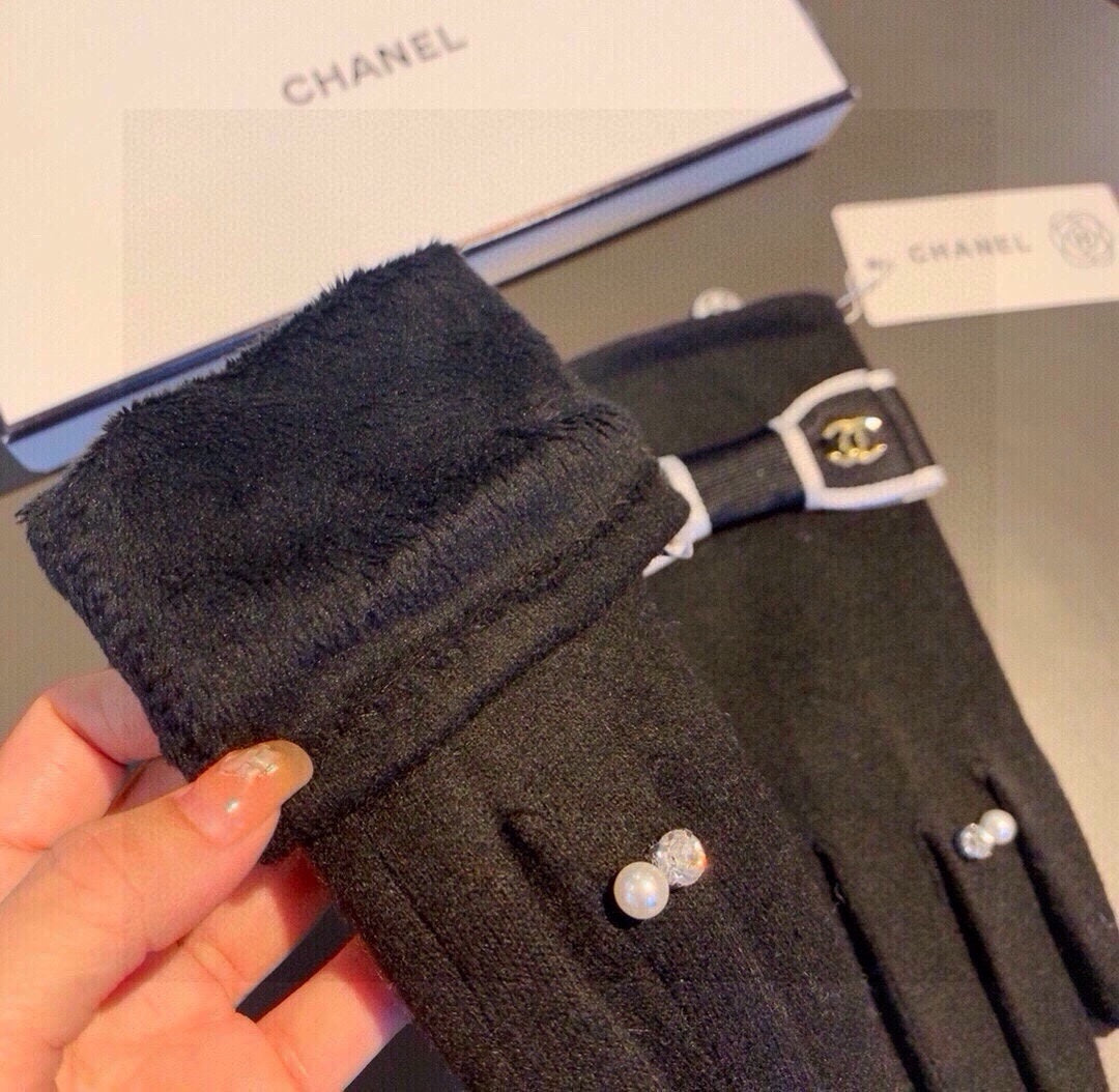 CC GLOVES IN BLACK WOOL WITH BOW 463857 mysite