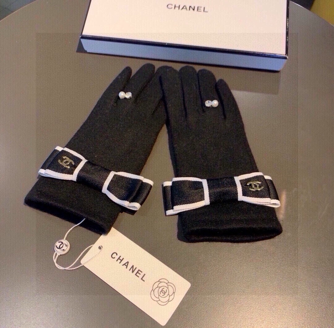 CC GLOVES IN BLACK WOOL WITH BOW 463857 mysite