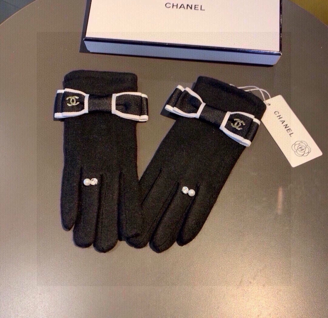 CC GLOVES IN BLACK WOOL WITH BOW 463857 mysite