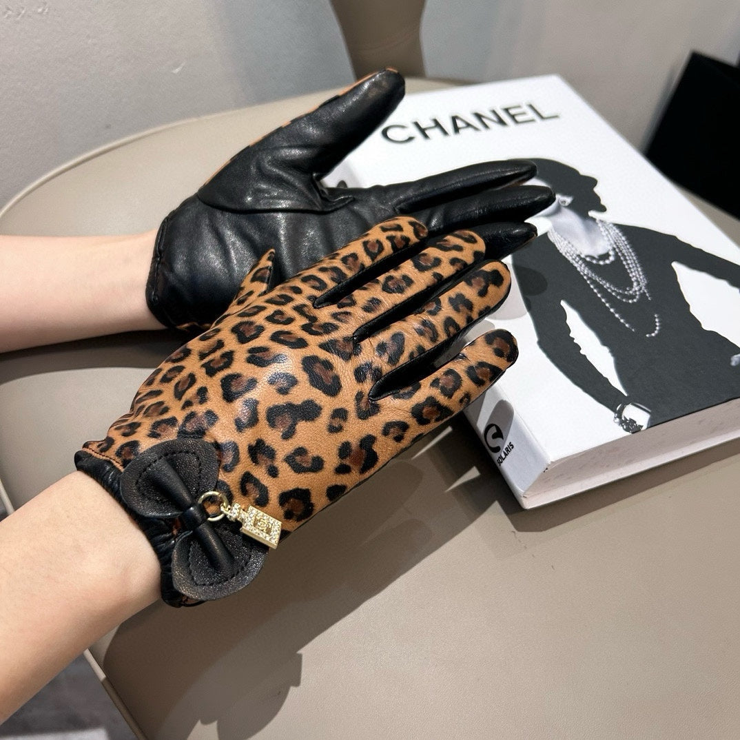 GLOVES IN PERU BROWN MONOGRAM LAMBSKIN 465005 mysite