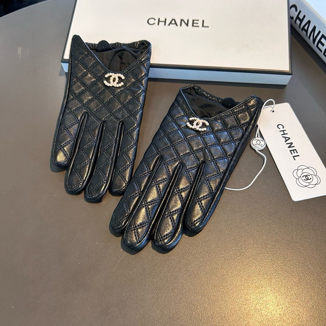 GLOVES IN BLACK LAMBSKIN 465006 mysite