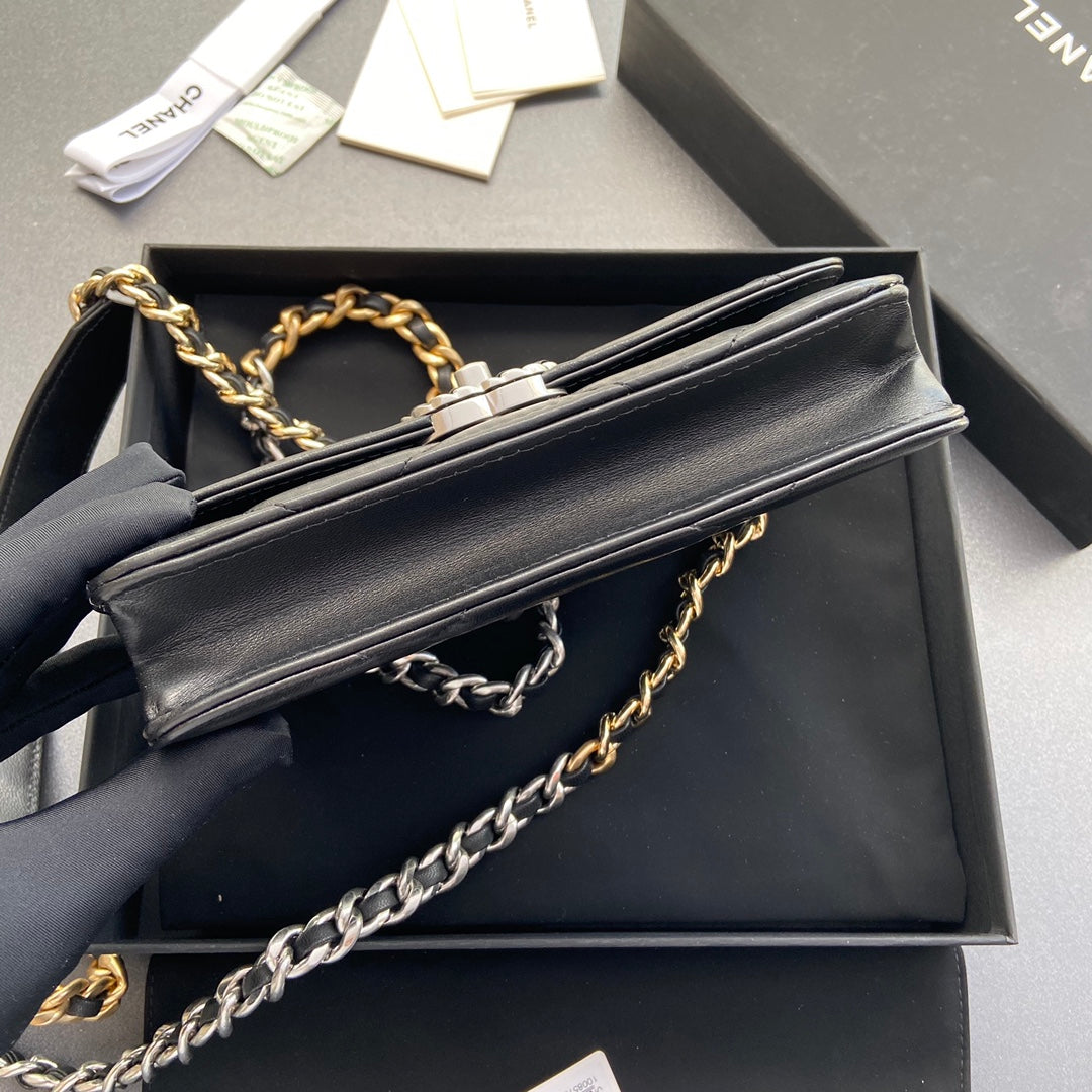 CC 19 Woc 19cm Black Calfskin SIlver Hardware mysite
