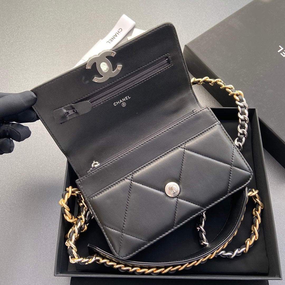 CC 19 Woc 19cm Black Calfskin SIlver Hardware mysite