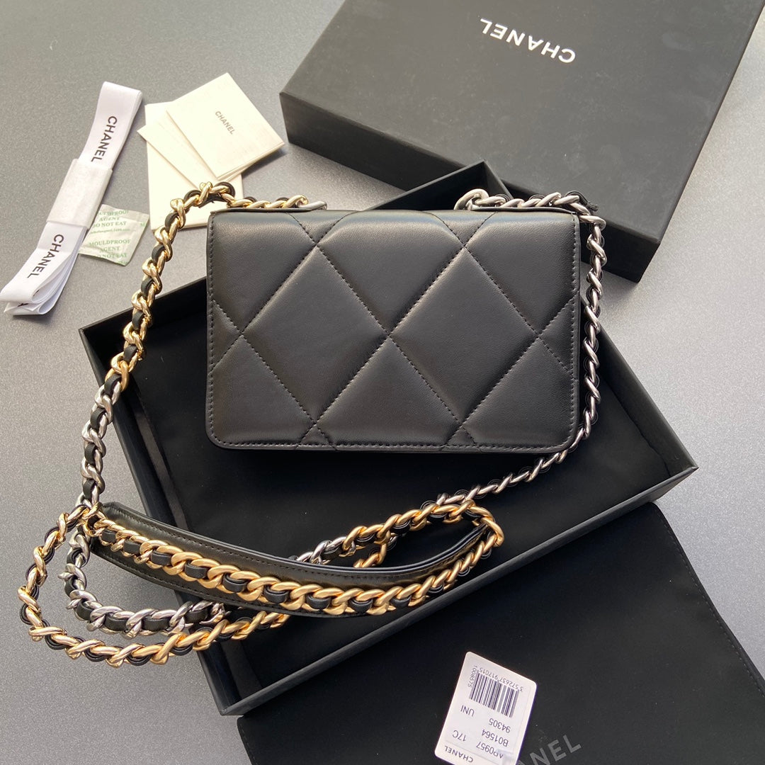 CC 19 Woc 19cm Black Calfskin SIlver Hardware mysite