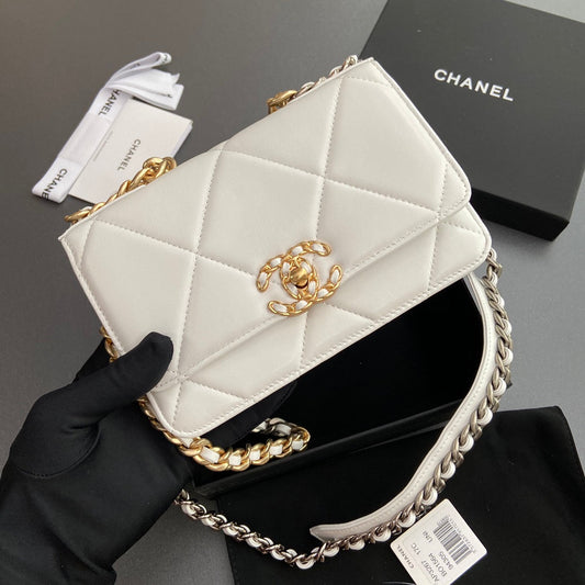 CC 19 Woc 19cm White Calfskin Gold Hardware mysite