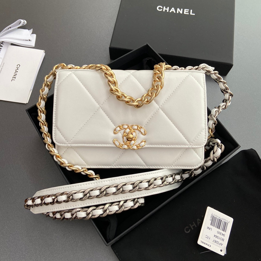 CC 19 Woc 19cm White Calfskin Gold Hardware mysite