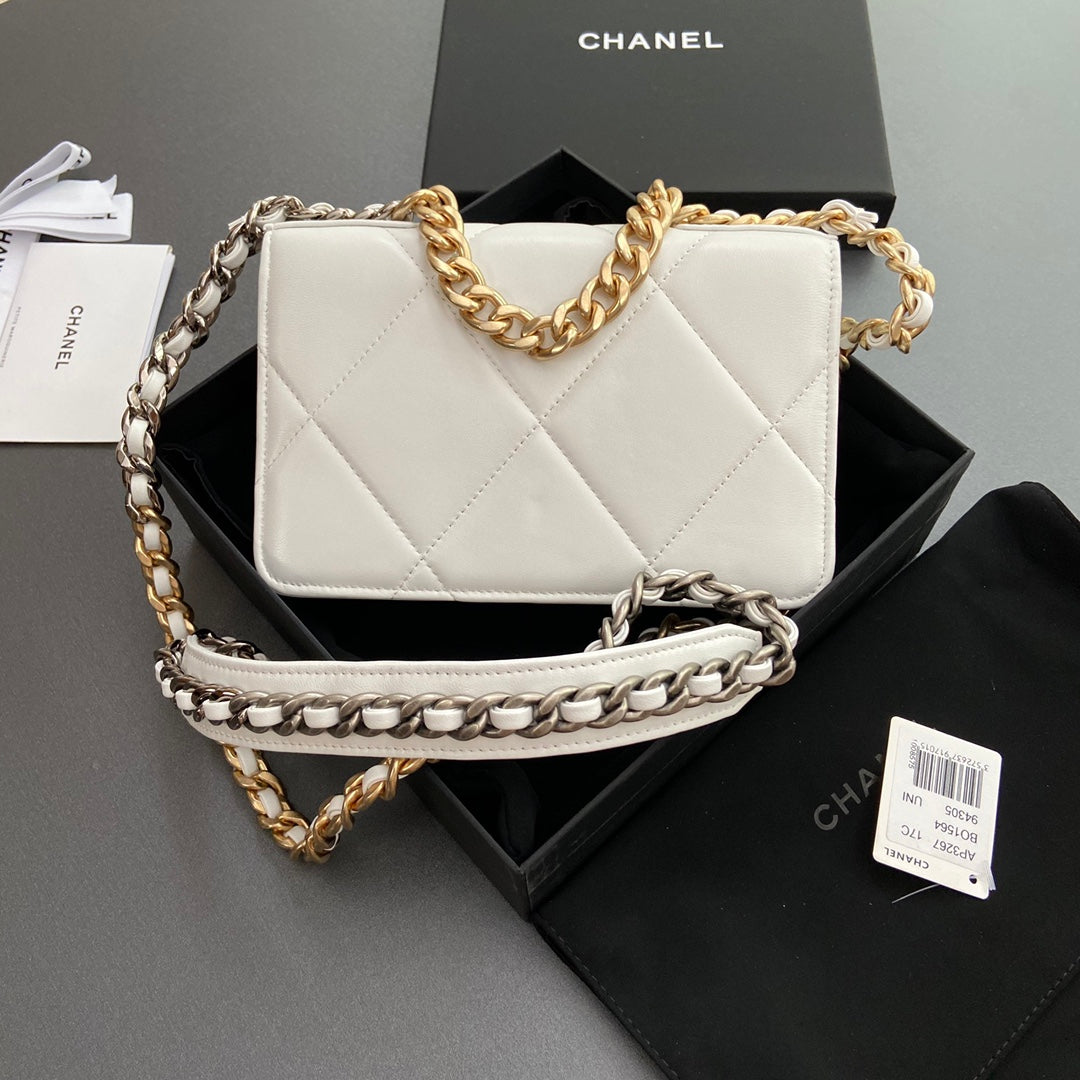 CC 19 Woc 19cm White Calfskin Gold Hardware mysite
