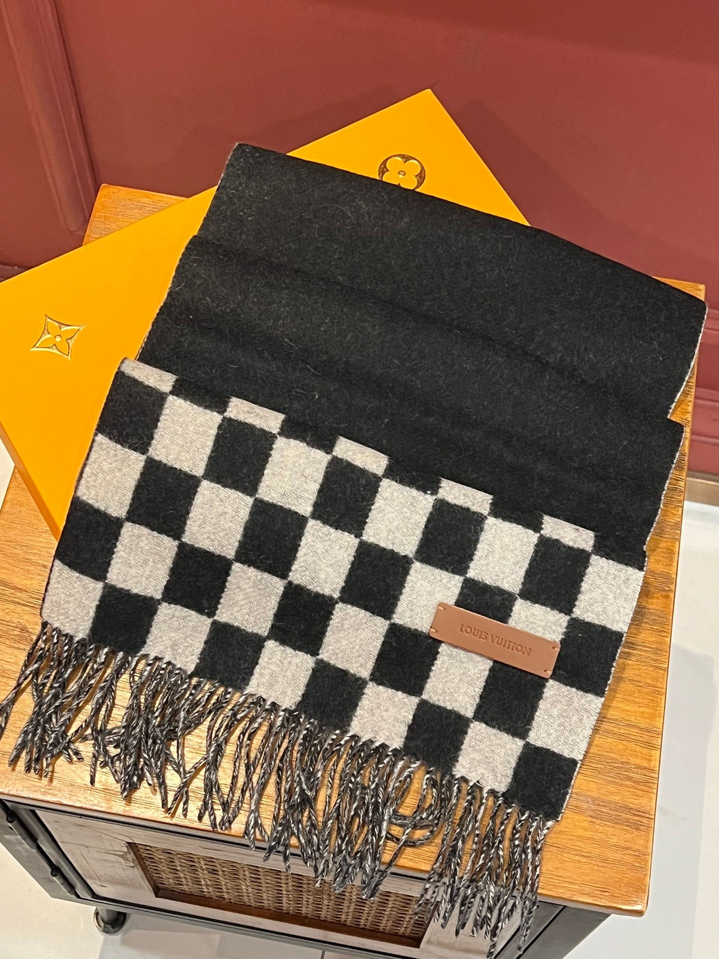 DAMIER SCARF 180 CM IN BLACK MIX WHITE CASHMERE 388315 mysite