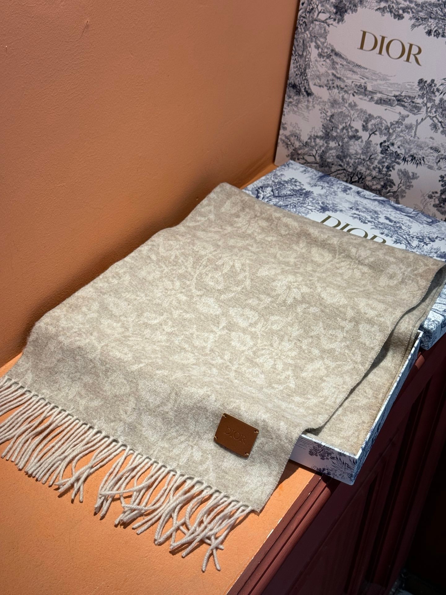 SCARF 180 CM IN ECRU TAN MONOGRAM CASHMERE 394644 mysite