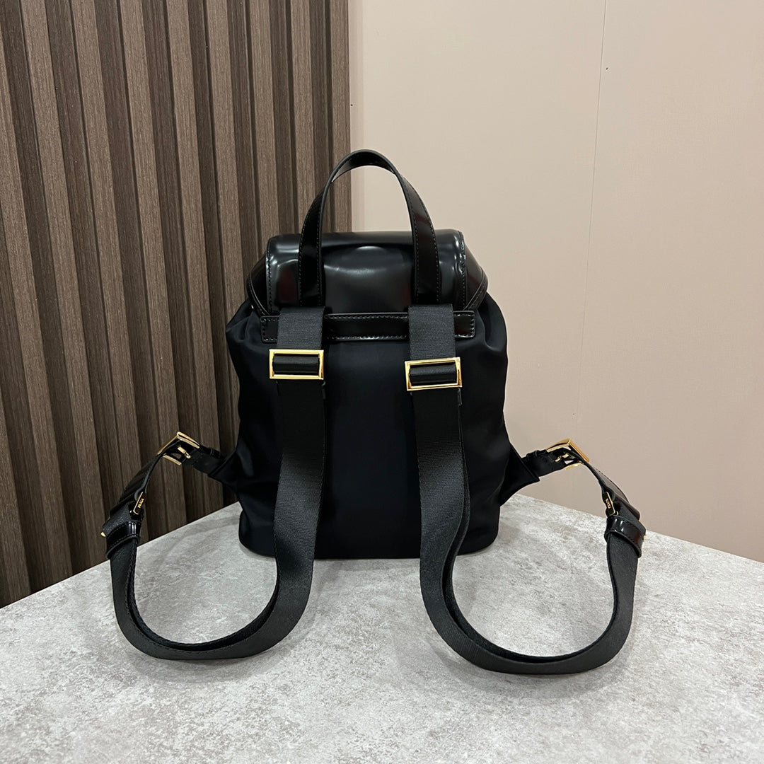BACKPACK 25 IN BLACK RE-NYLON AND GLOSSY CALFSKIN GOLD HARDWARE mysite
