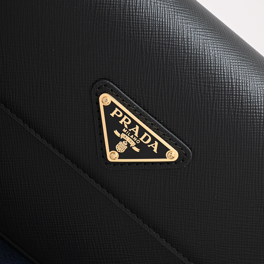 MINI FLAP BAG 20 IN BLACK SAFFIANO LEATHER GOLD HARDWARE mysite